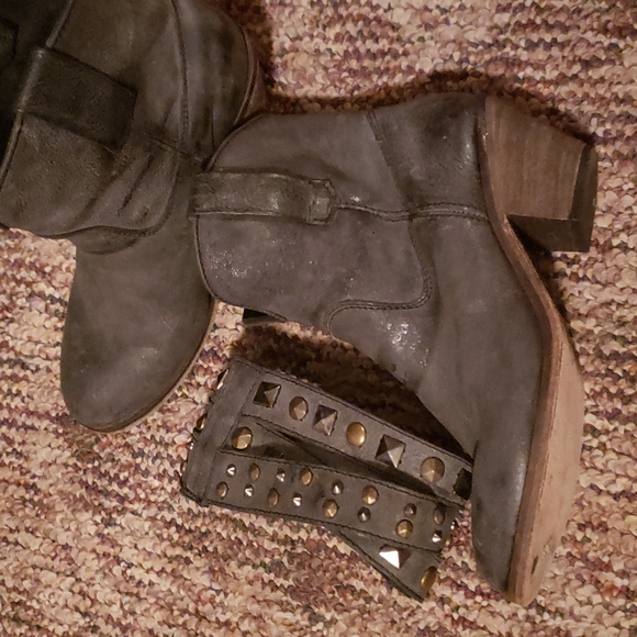 Corral leather bootie size 8 - Picture 3 of 3